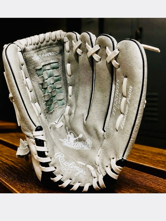 Rawlings Other - Rawlings Players Series Youth Fastpitch Softball Glove Gray White 12” RHT